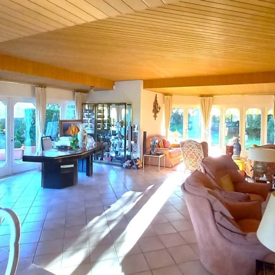 VITTOZ IMMOBILIER : Domaines / Propriétés | VETRAZ-MONTHOUX (74100) | 300.00m2 | 1 650 000 € VITTOZ IMMOBILIER : Domaines / Propriétés | VETRAZ-MONTHOUX (74100) | 300.00m2 | 1 650 000 €