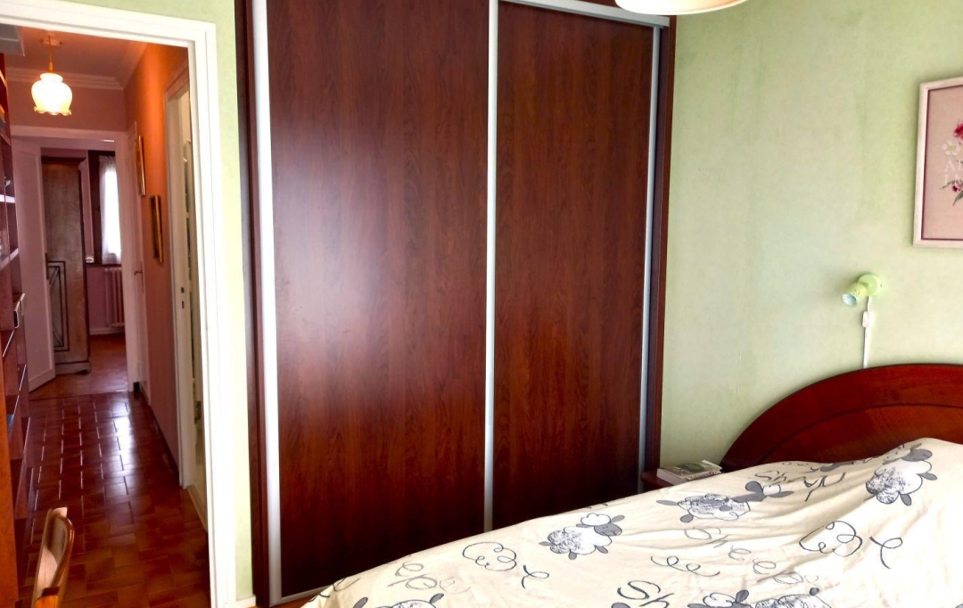 VITTOZ IMMOBILIER : Appartement | AMBILLY (74100) | 65 m2 | 299 000 € 